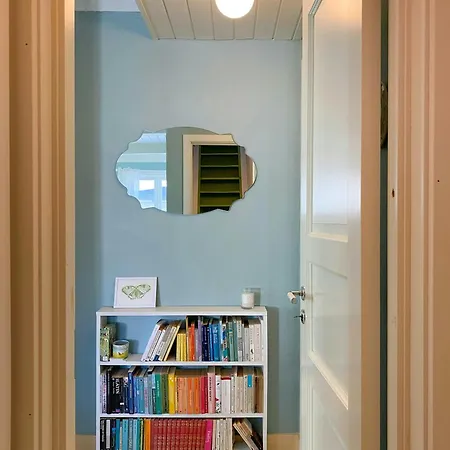 Apartman Former Vicarage On Nyord Close To The Sea Stege